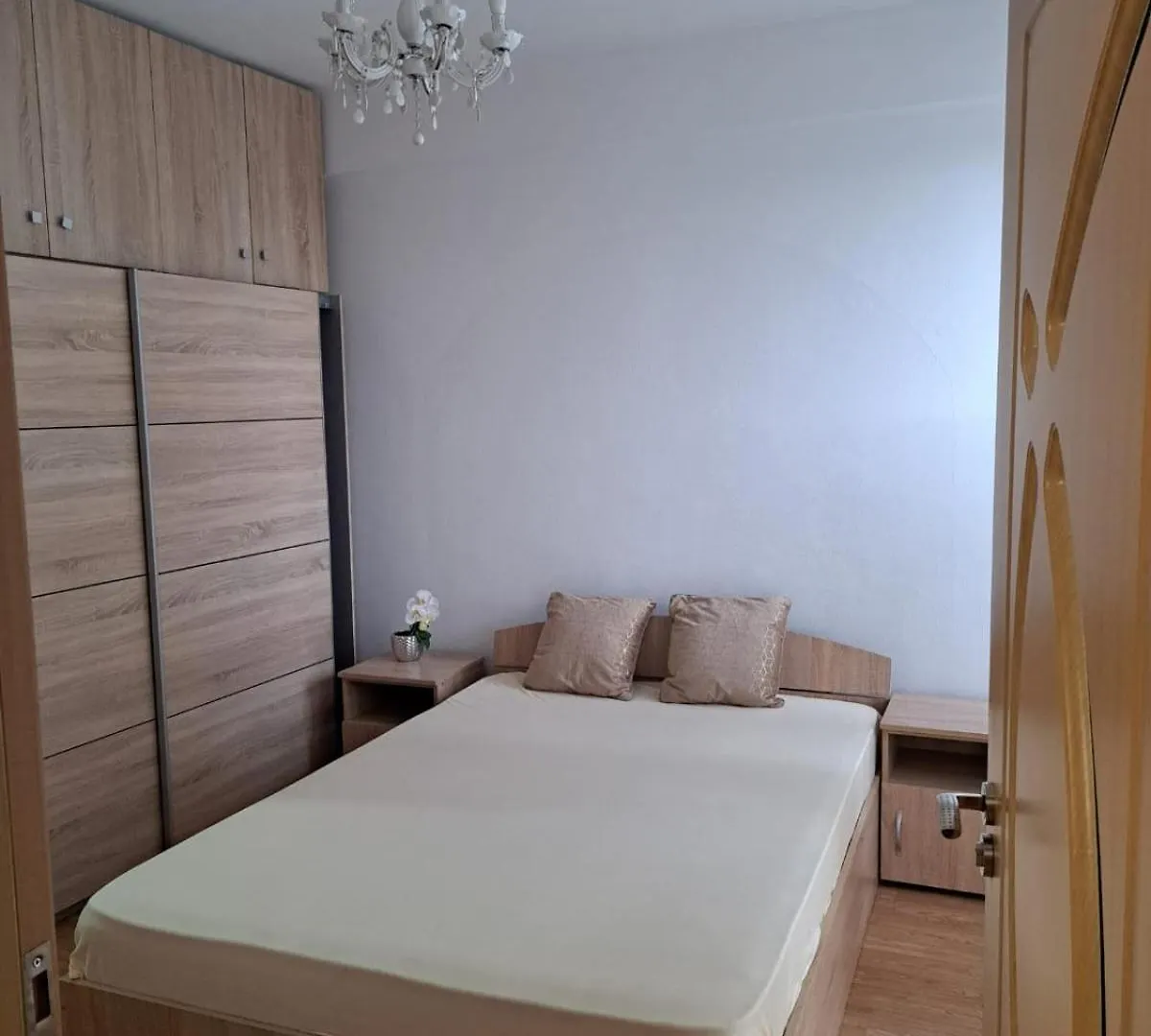 Ris Apartament Romana Eva Lejlighed Bukarest