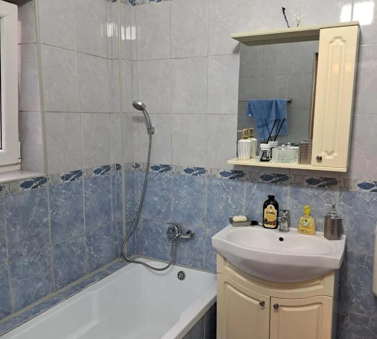 Ris Apartament Romana Eva Lejlighed Bukarest