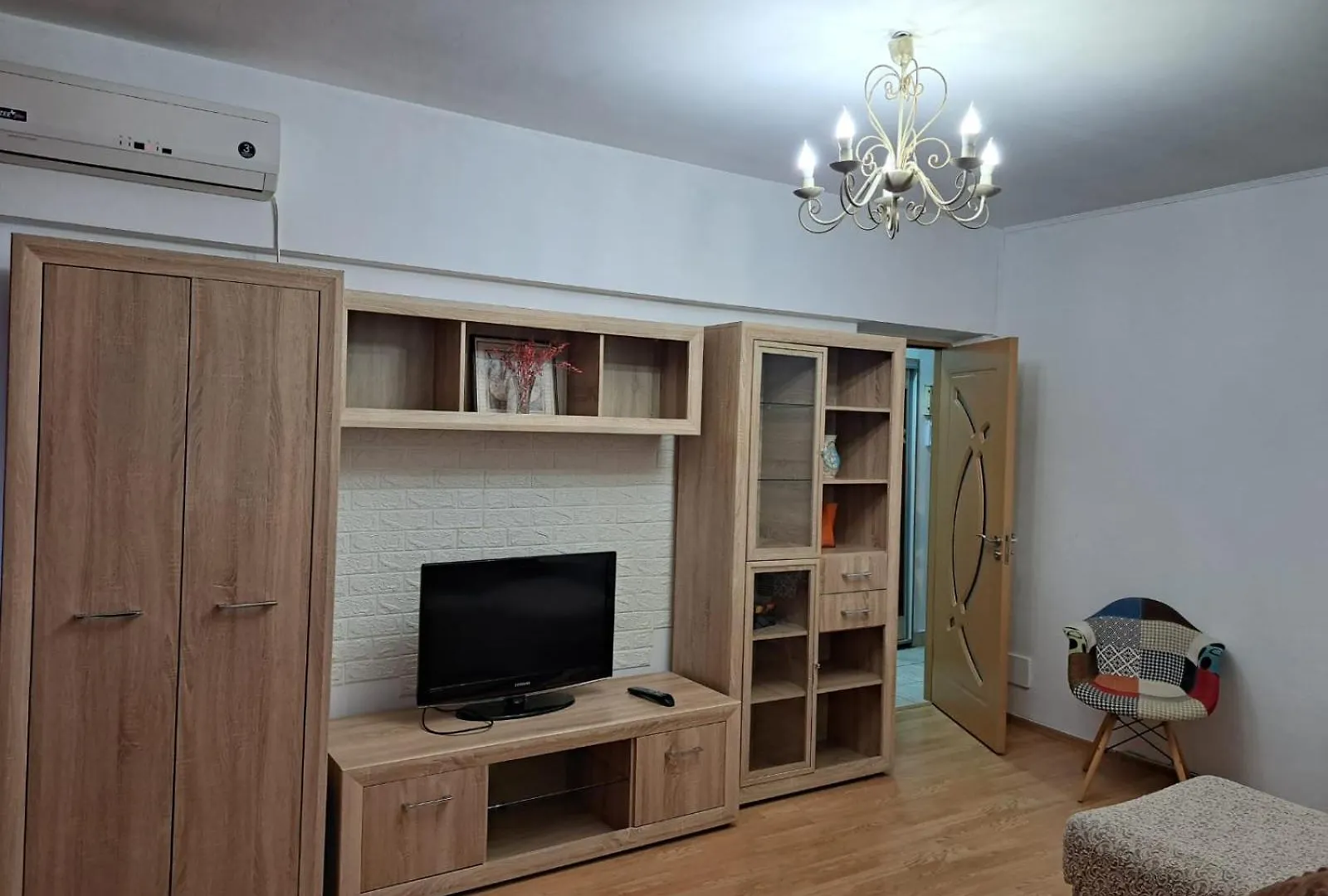 Ris Apartament Romana Eva Lejlighed Bukarest